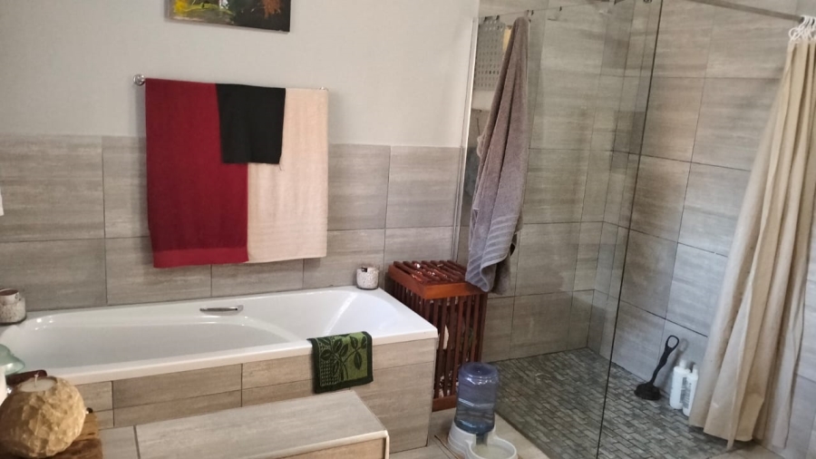 3 Bedroom Property for Sale in Bayswater Free State